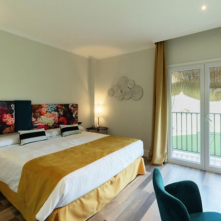 Hotel Altos De イスタン エクステリア 写真