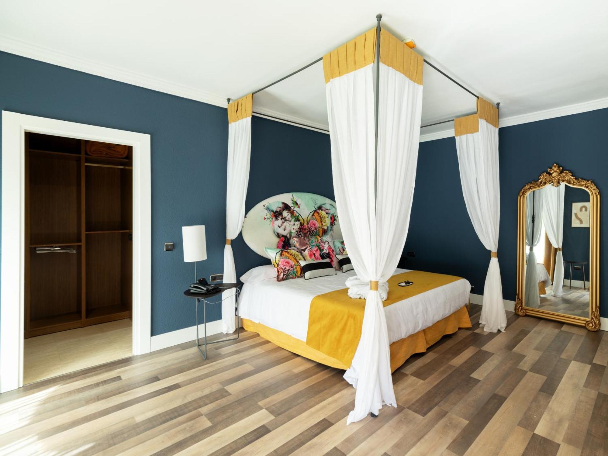 Hotel Altos De イスタン エクステリア 写真