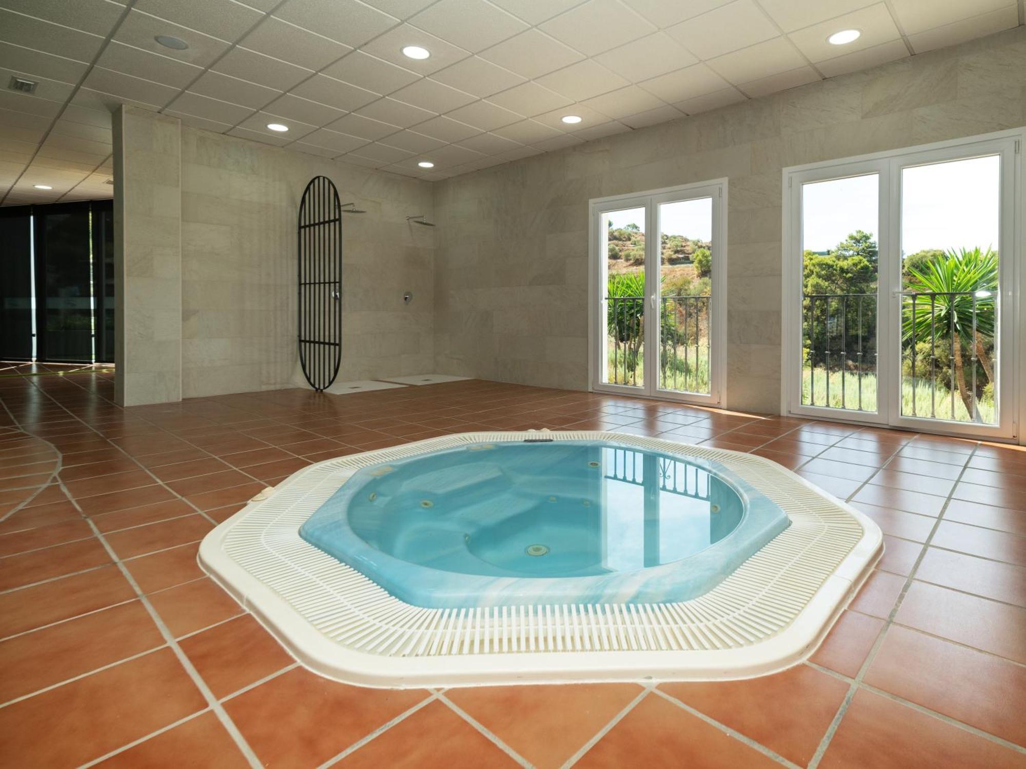 Hotel Altos De イスタン エクステリア 写真